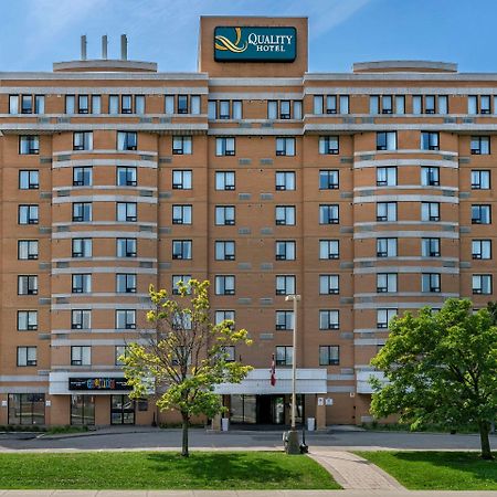 Quality Inn And Suites Montreal East Esterno foto